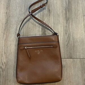 Michael Kors Jet Set Crossbody (Brown)